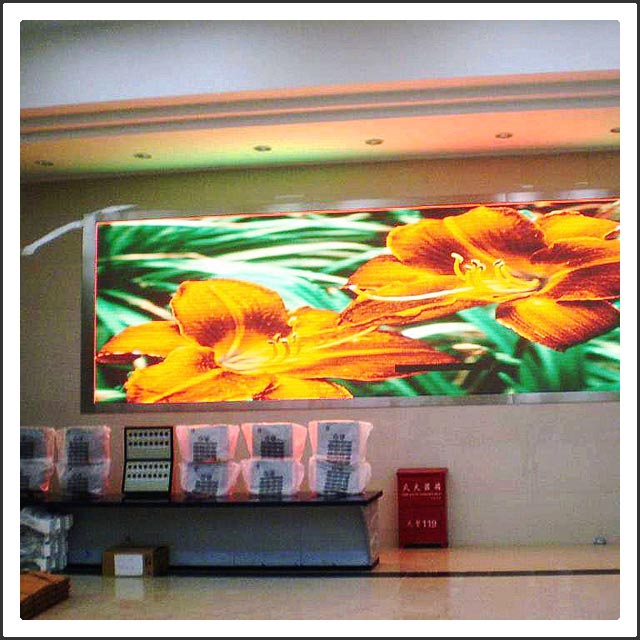 Indoor SMD P7.625mm Full Color LED Display Screen